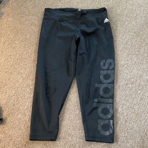 Women’s Adidas crop leggings